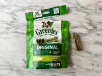 Choosing the Right Dental Chew for Your Dog: A 2024 Guide